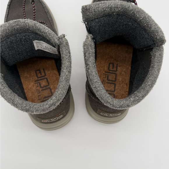 Men's Hey Dudes Gray Winter Boots - Picture 7 of 7